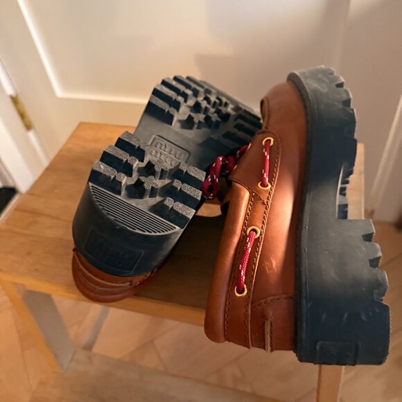 Miu Miu  lug-sole leather boat shoe - Picture 6 of 6